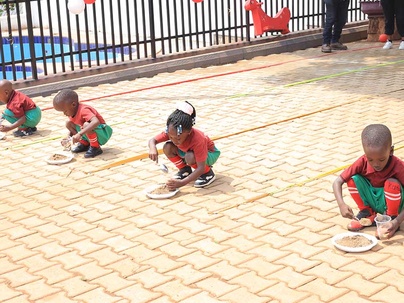 KG1 - Kindergarten 1 
 (3-4 yrs)